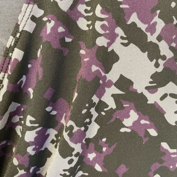 Ladies Tank - Picture 2 of 3